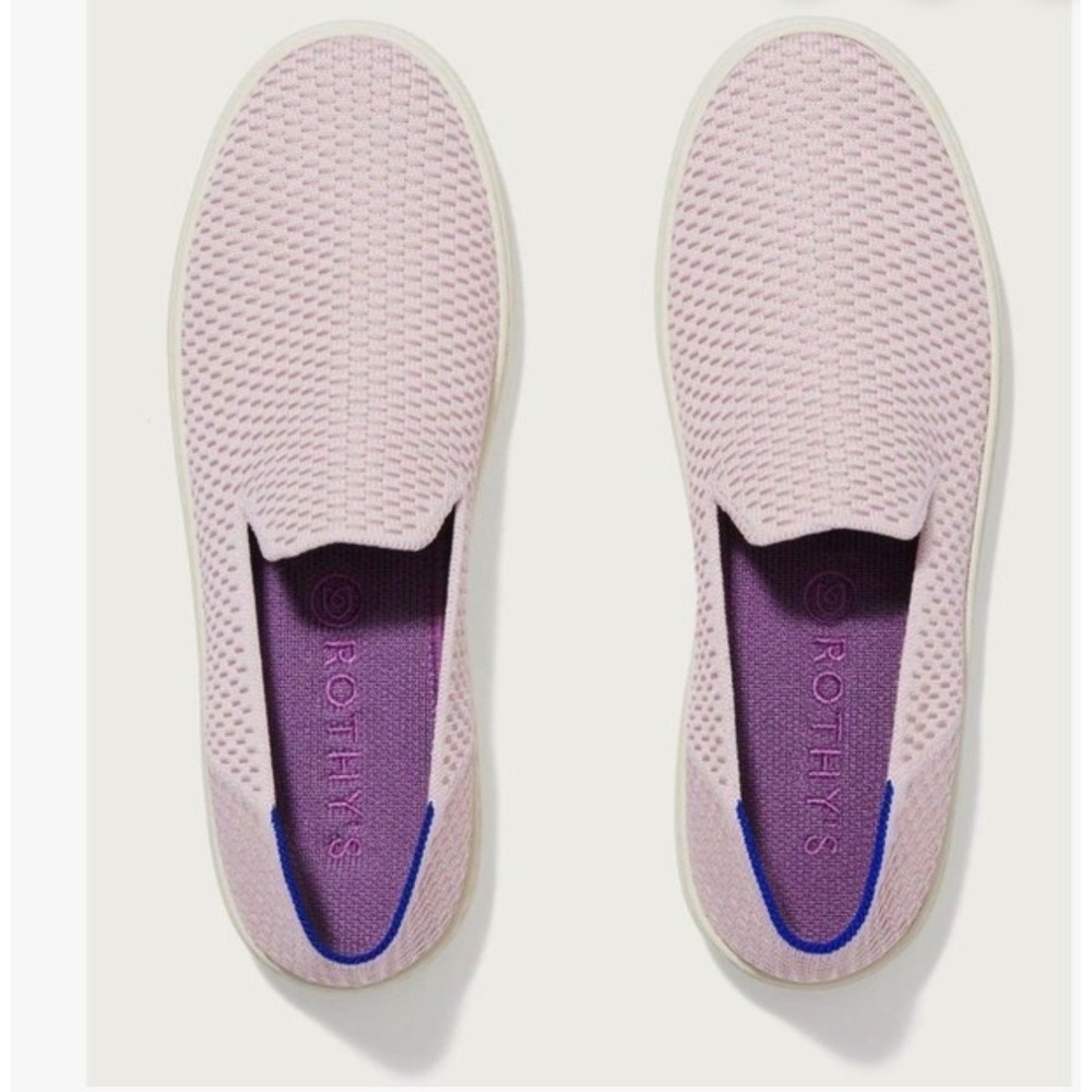 Women's‎ Rothy's The Original Slip On Sneaker in a women's size 8.5 lavendar